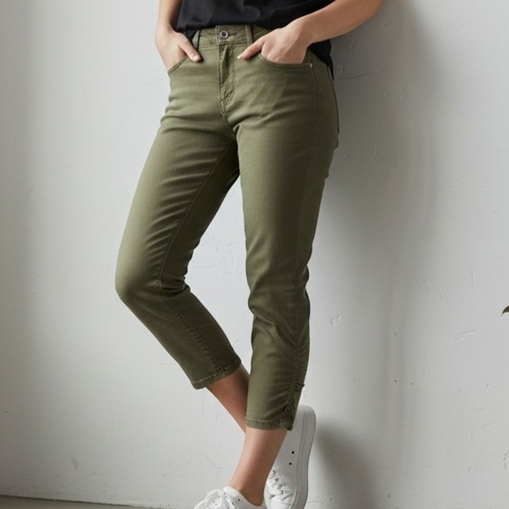 WHITE HOUSE BLACK MARKET Women Jeans The Sculpt High Rise Skinny Crop  Khaki 14S
